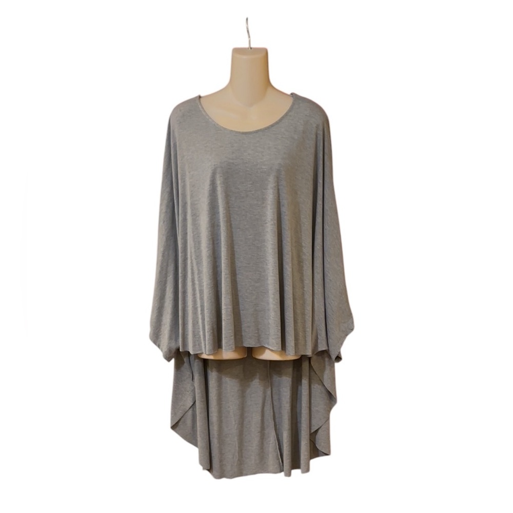 CoCo+Carmen‎  Dolman High  Lo Cape Top one size